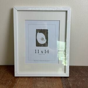 Frame USA NEW White 11 x 14 Frame with 8 x 10‎ Mat Wall Mount & hanging hardware